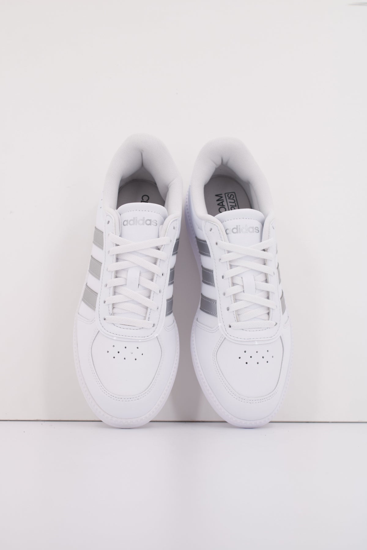 ADIDAS BREAKNET SLEEK en color WHITE  (3)