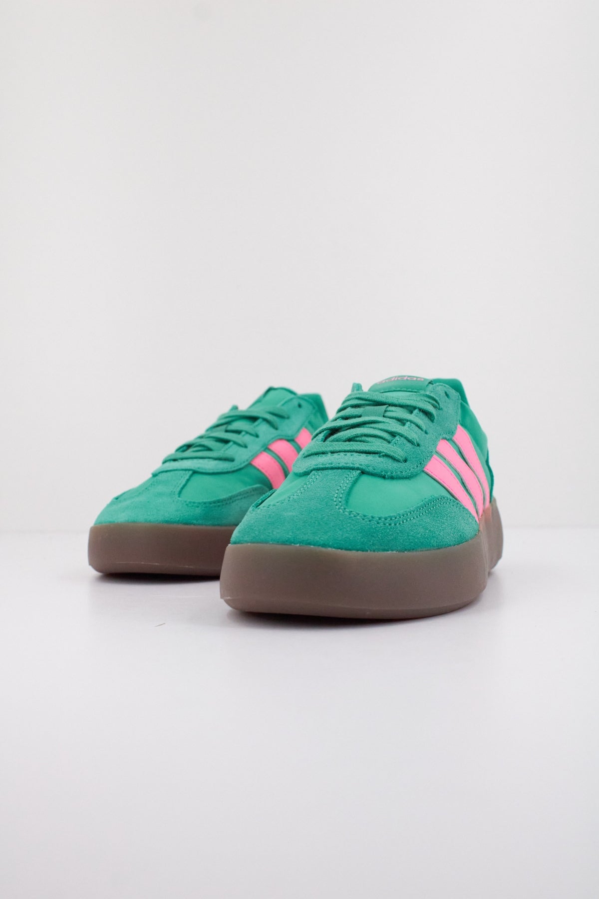 ADIDAS BARREDA DECODE  en color LUCPNK  (2)
