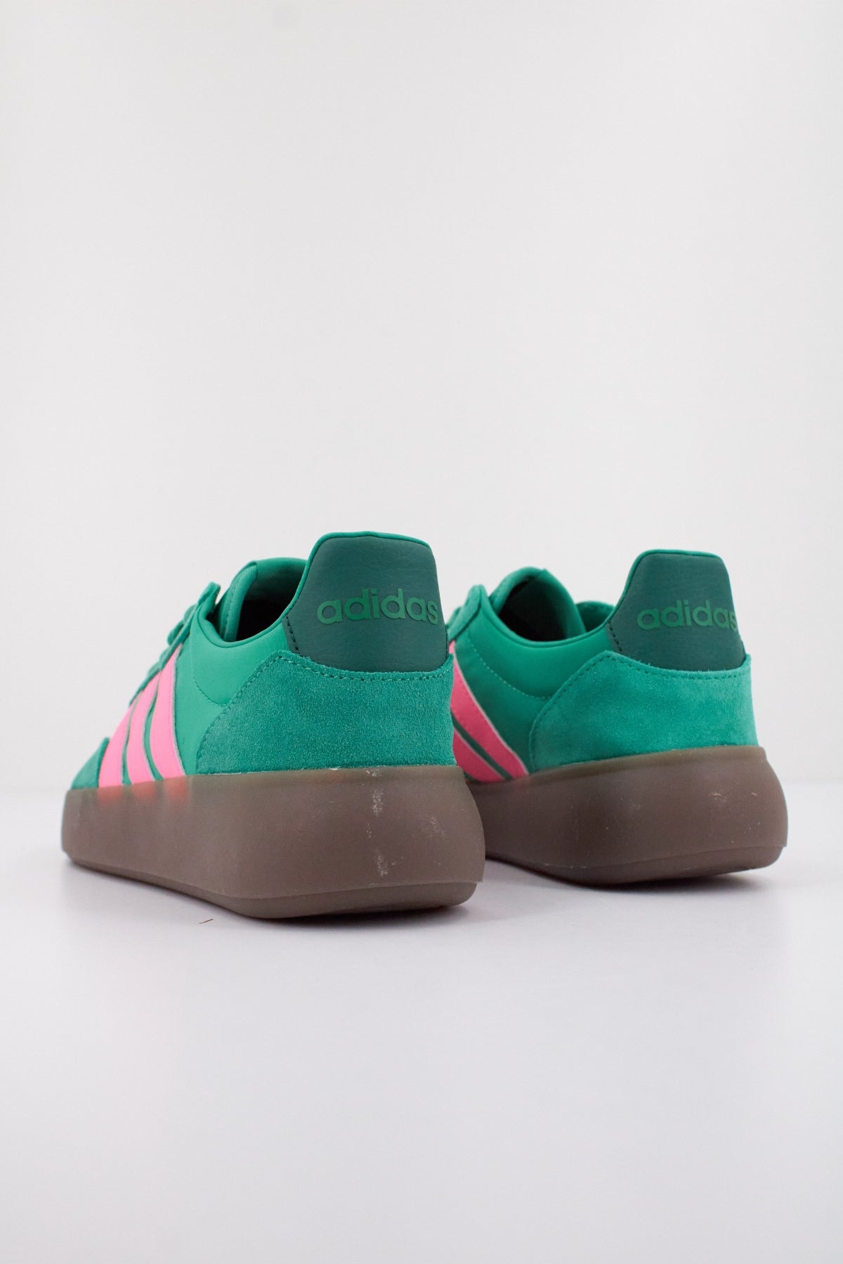ADIDAS BARREDA DECODE  en color LUCPNK  (4)
