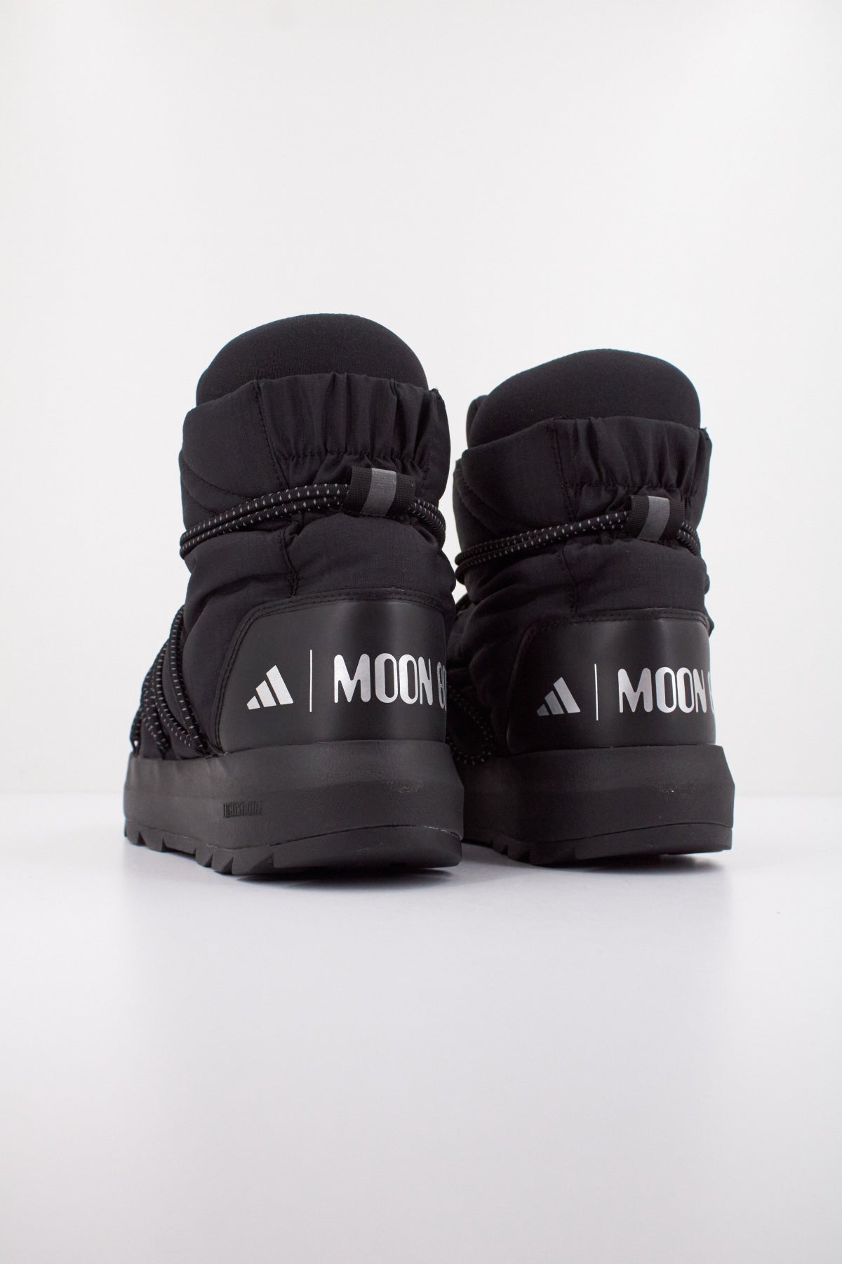 ADIDAS X MOONBOOT A en color BLACK  (4)