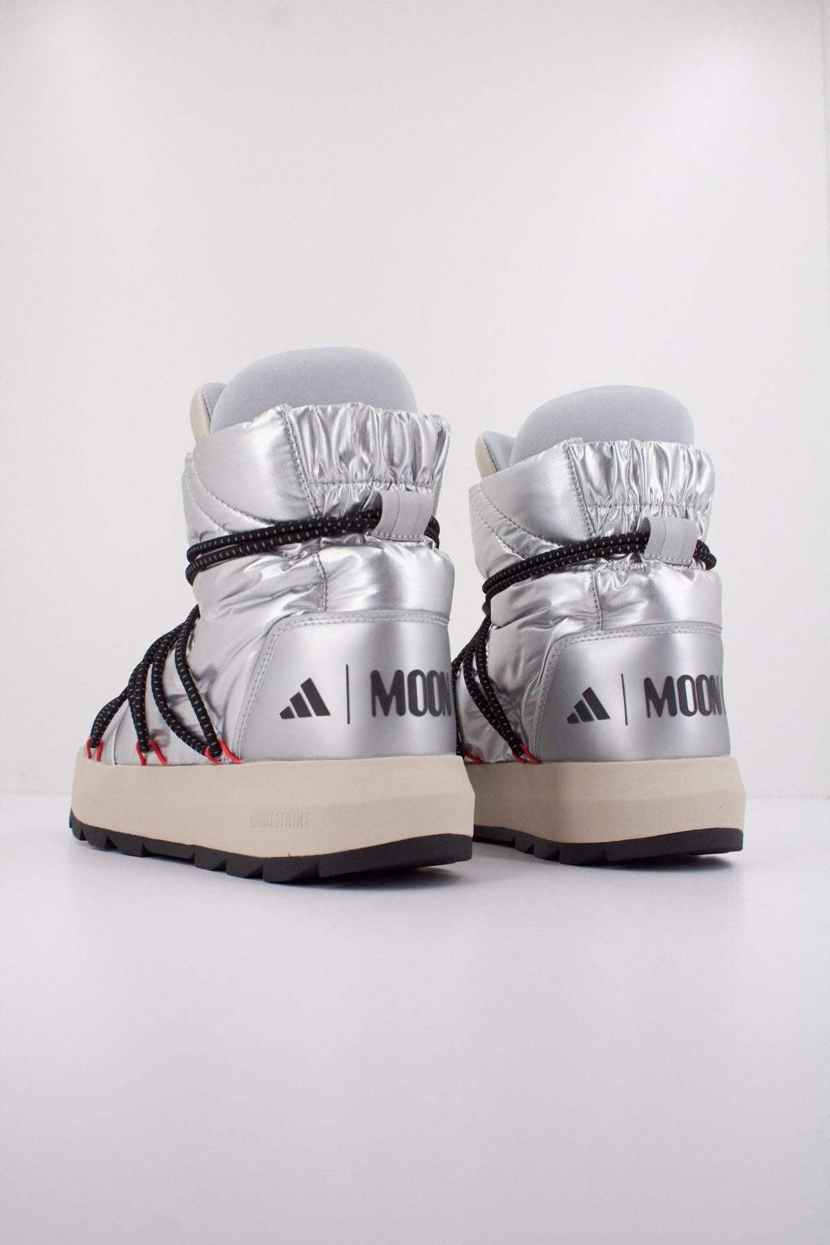ADIDAS X MOONBOOT A en color SILVER  (4)