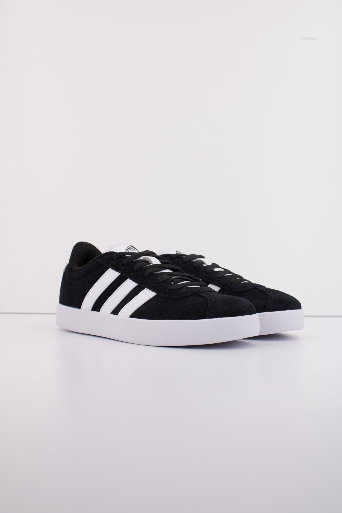 ADIDAS VL COURT . K en color BLACK  (2)