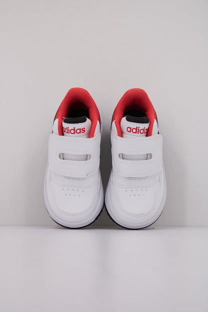 ADIDAS  HOOPS . CF I  en color WHITE  (3)