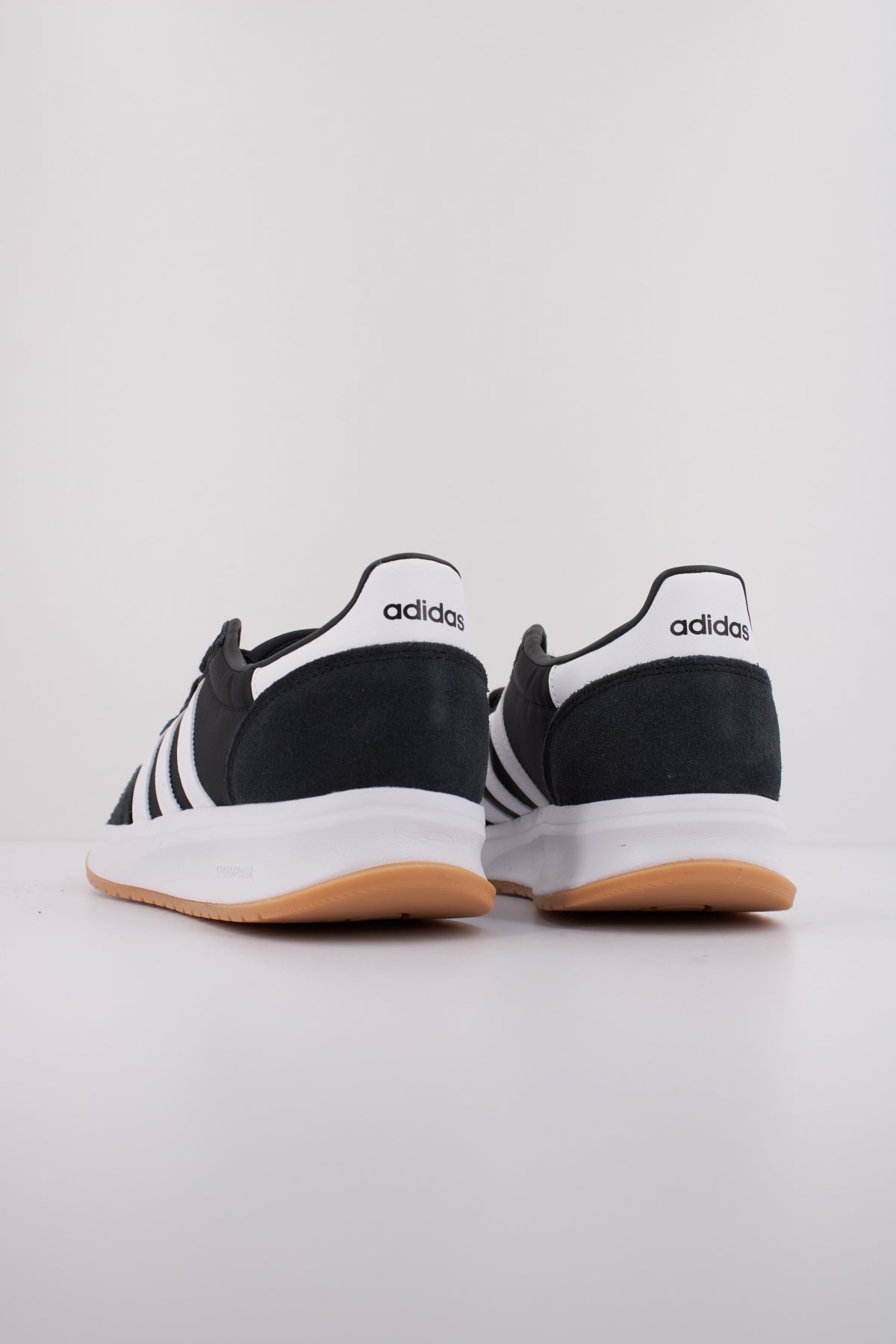 ADIDAS RUN s . en color BLACK  (4)