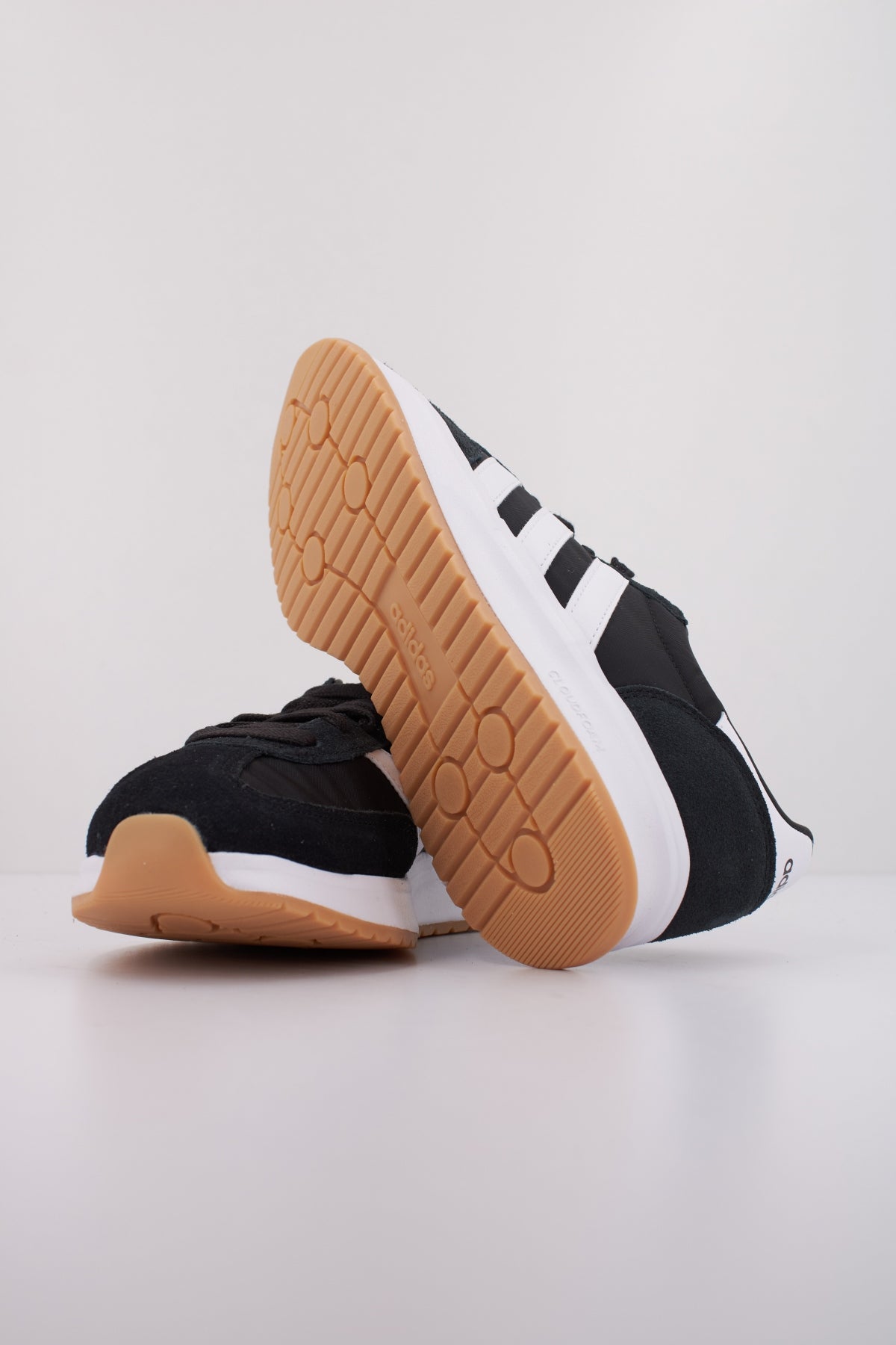 ADIDAS RUN s . en color BLACK  (5)