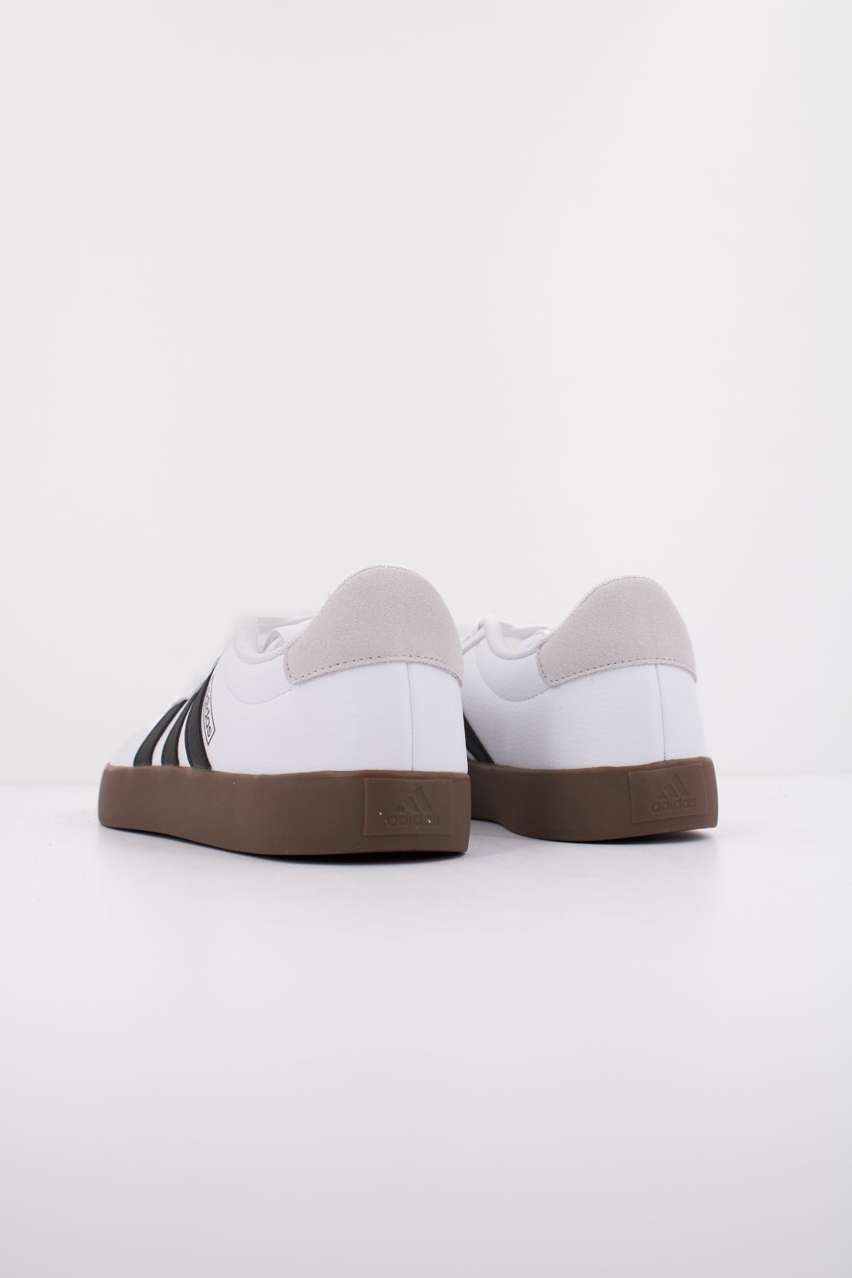 ADIDAS VL COURT . en color WHITE  (4)