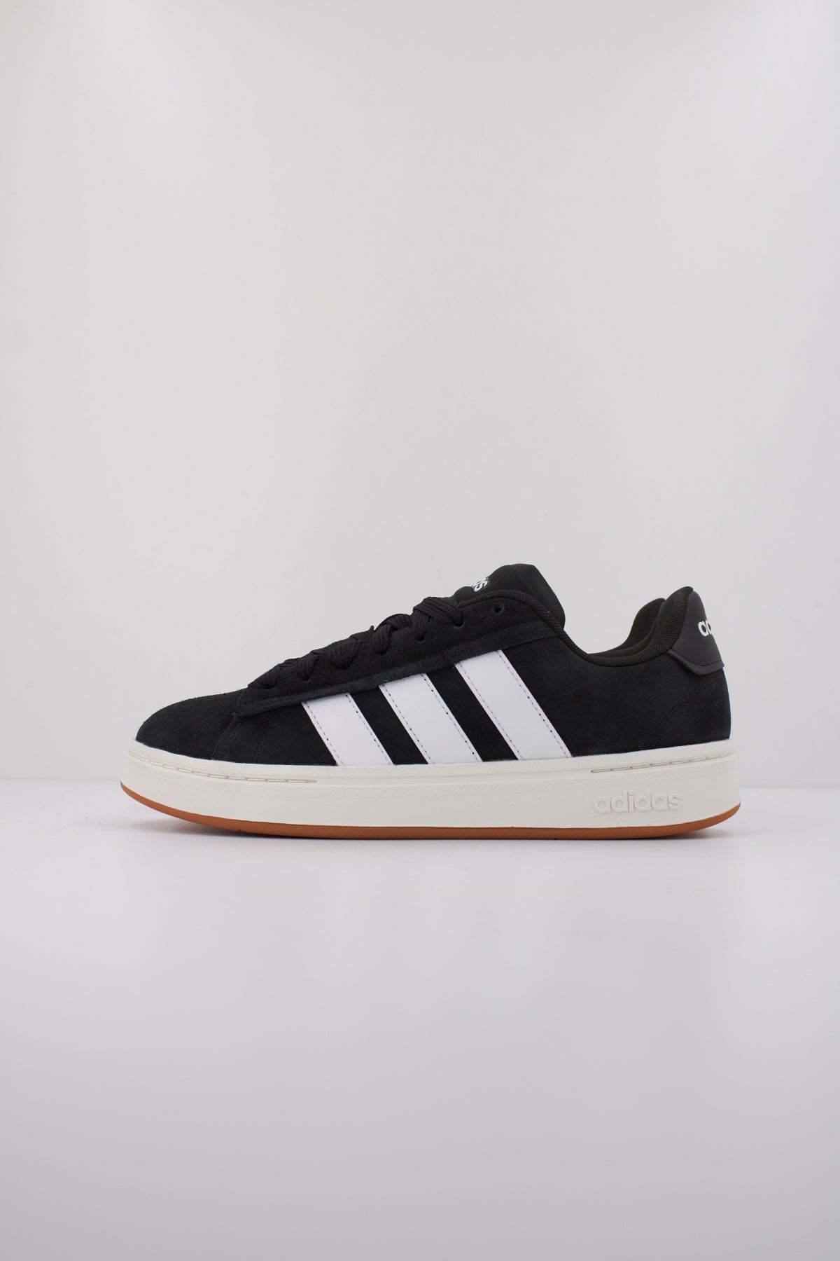 ADIDAS GRAND COURT ALPHA en color BLACK  (1)