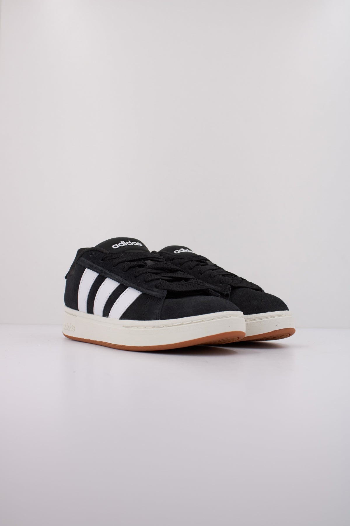 ADIDAS GRAND COURT ALPHA en color BLACK  (2)