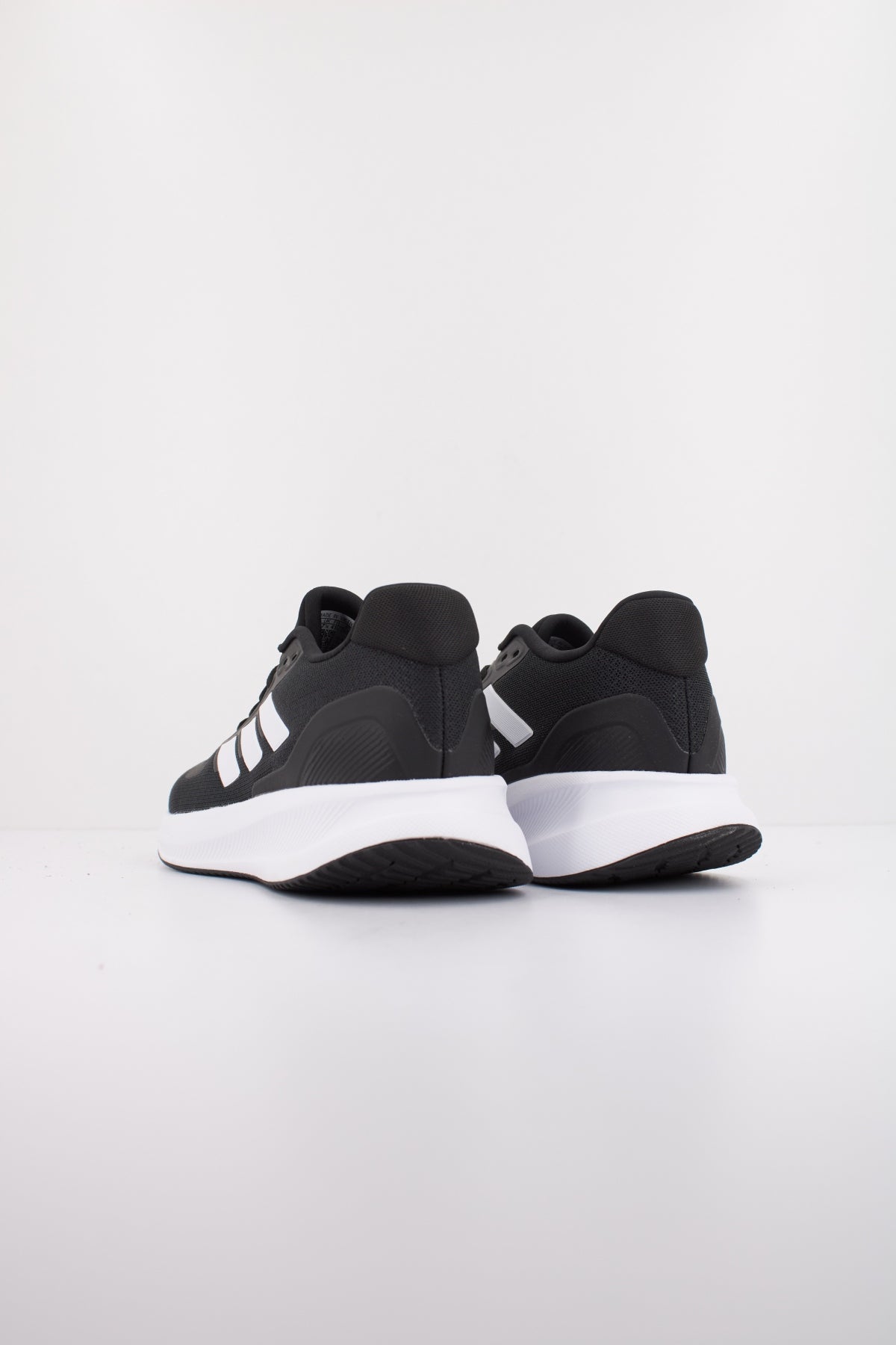ADIDAS RUNFALCON  en color BLACK  (4)