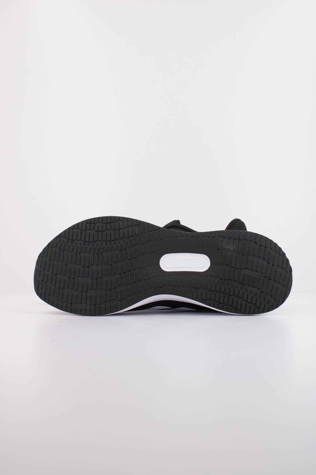 ADIDAS RUNFALCON  en color BLACK  (5)