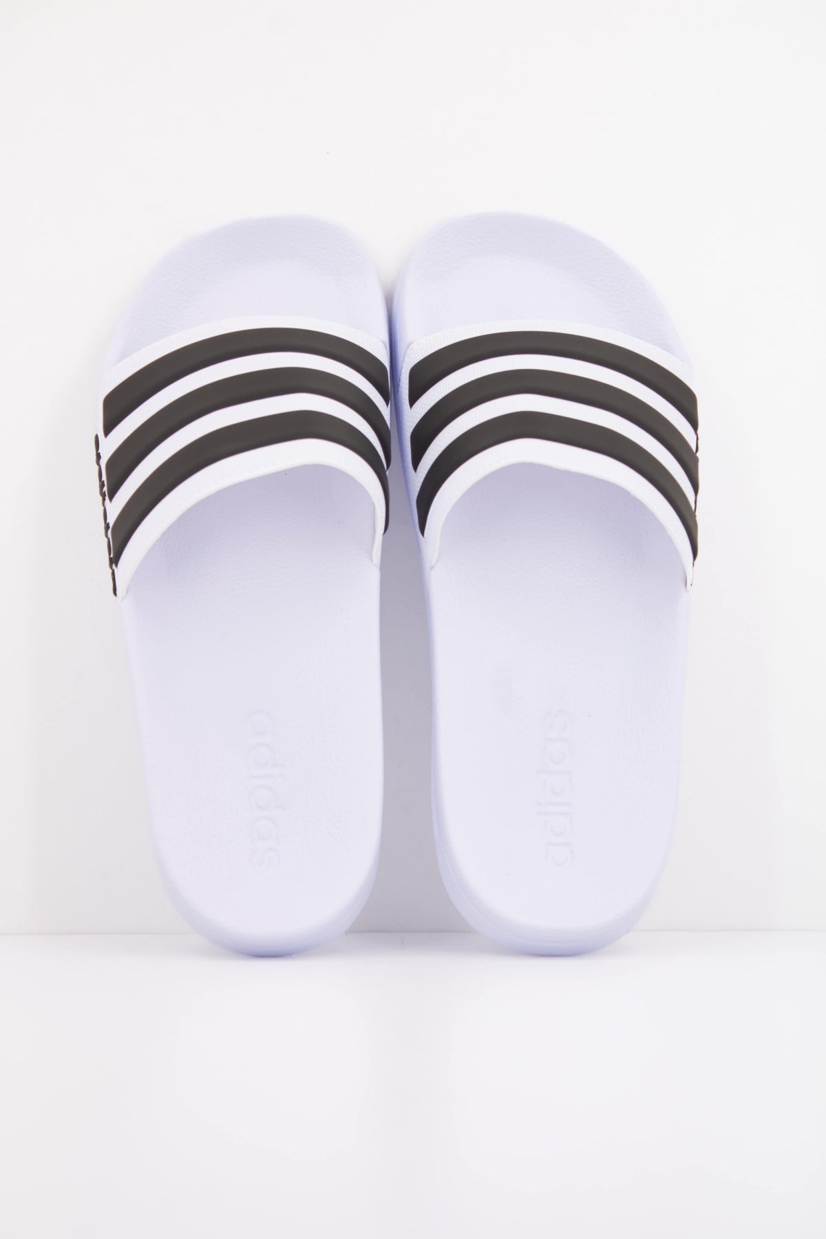 ADIDAS ADILETTE SHOWER en color WHITE  (3)