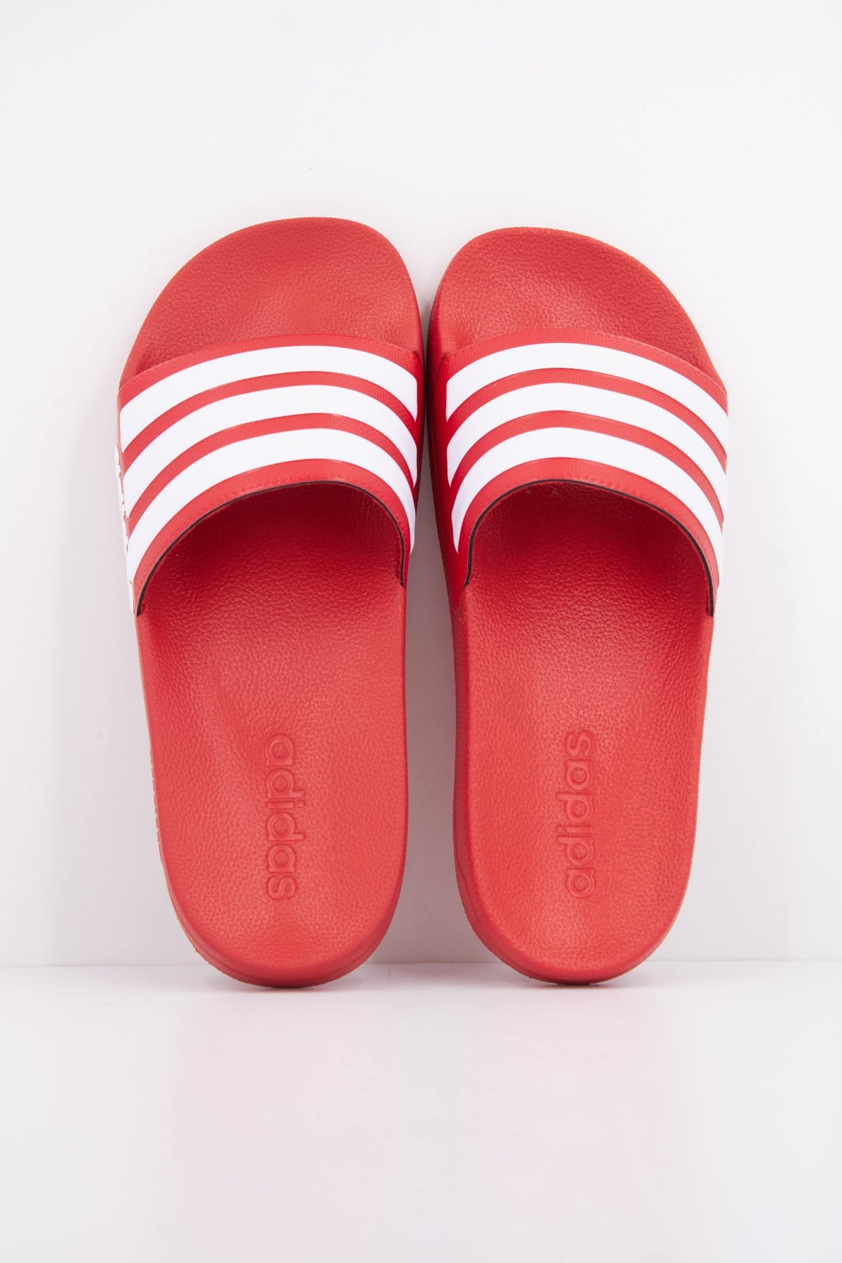 ADIDAS ADILETTE SHOWER en color RED  (3)