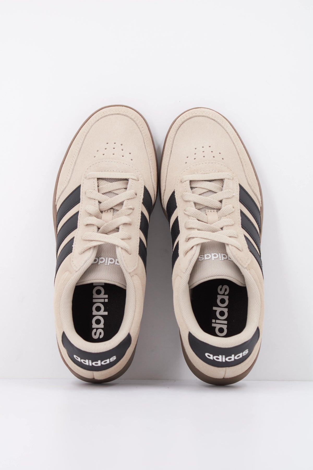 ADIDAS  en color CAQTRE  (3)