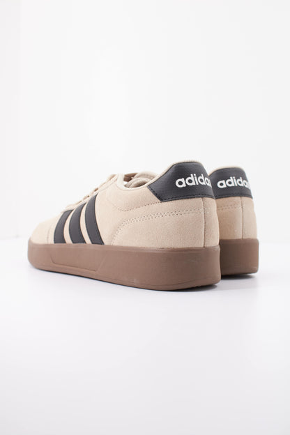 ADIDAS  en color CAQTRE  (4)