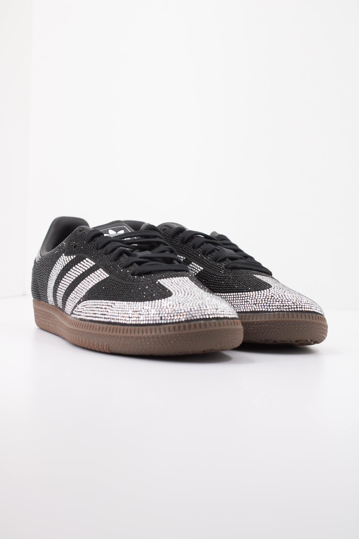 ADIDAS ORIGINALS IH  en color CBLACK  (2)