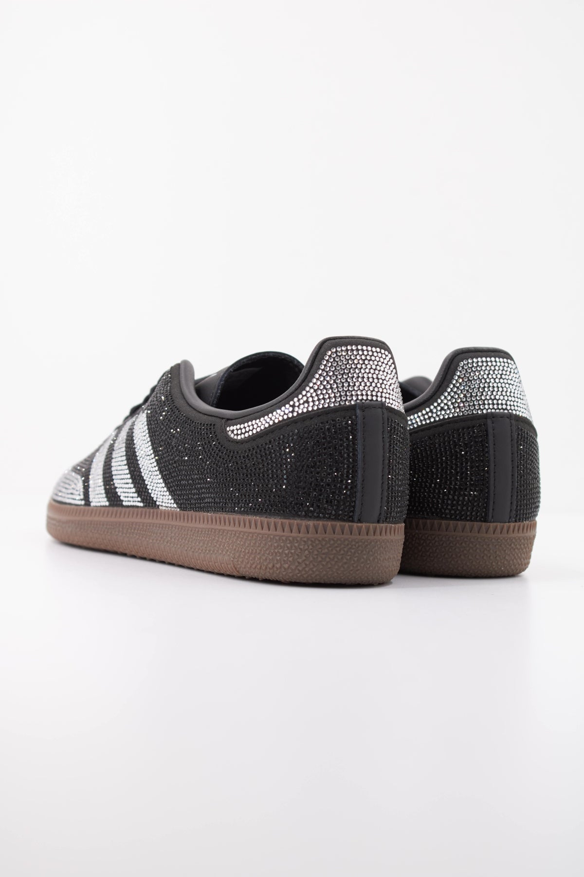 ADIDAS ORIGINALS IH  en color CBLACK  (4)