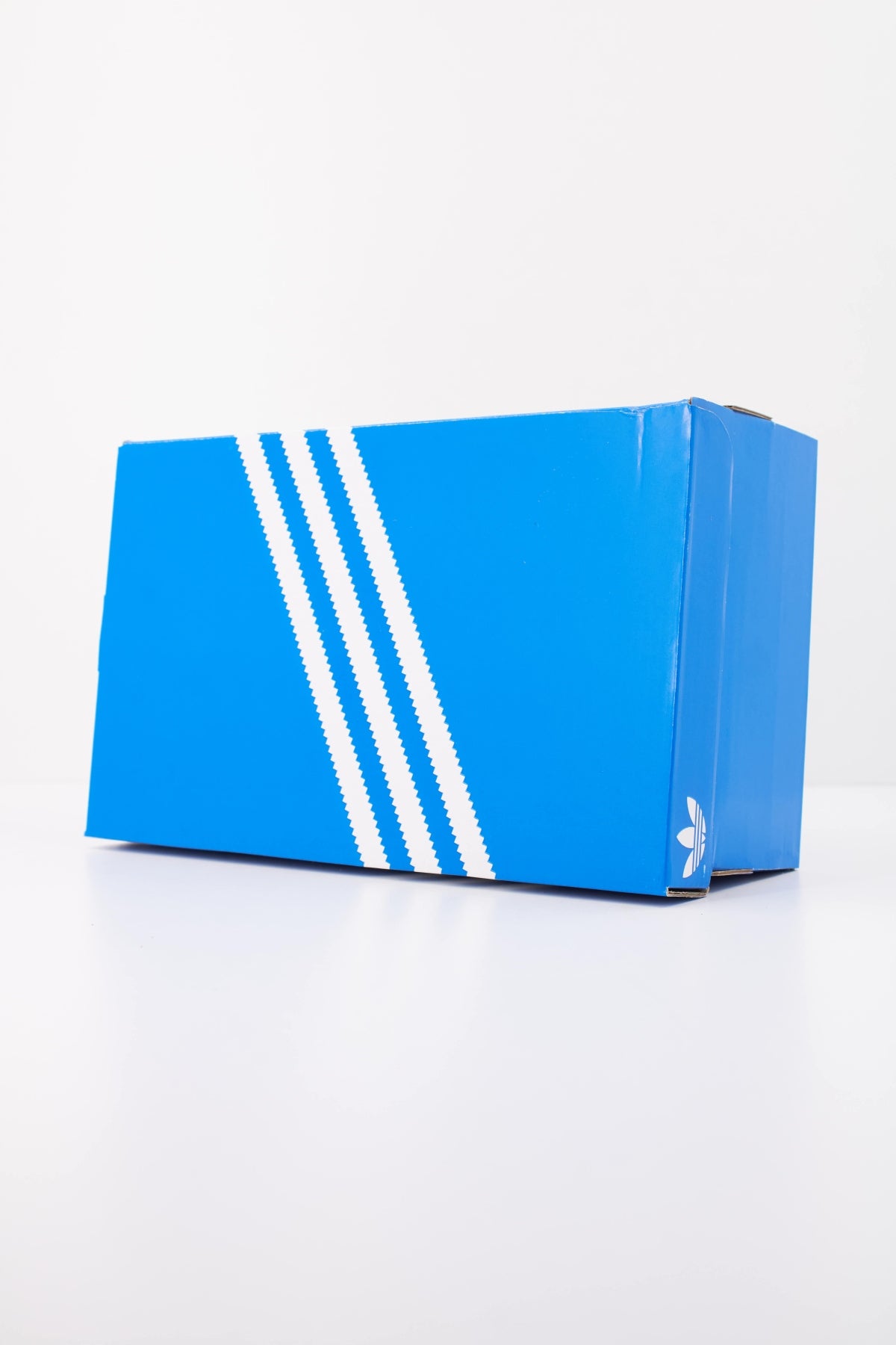 ADIDAS ORIGINALS JR SAMBA OG W en color SILVMT  (6)