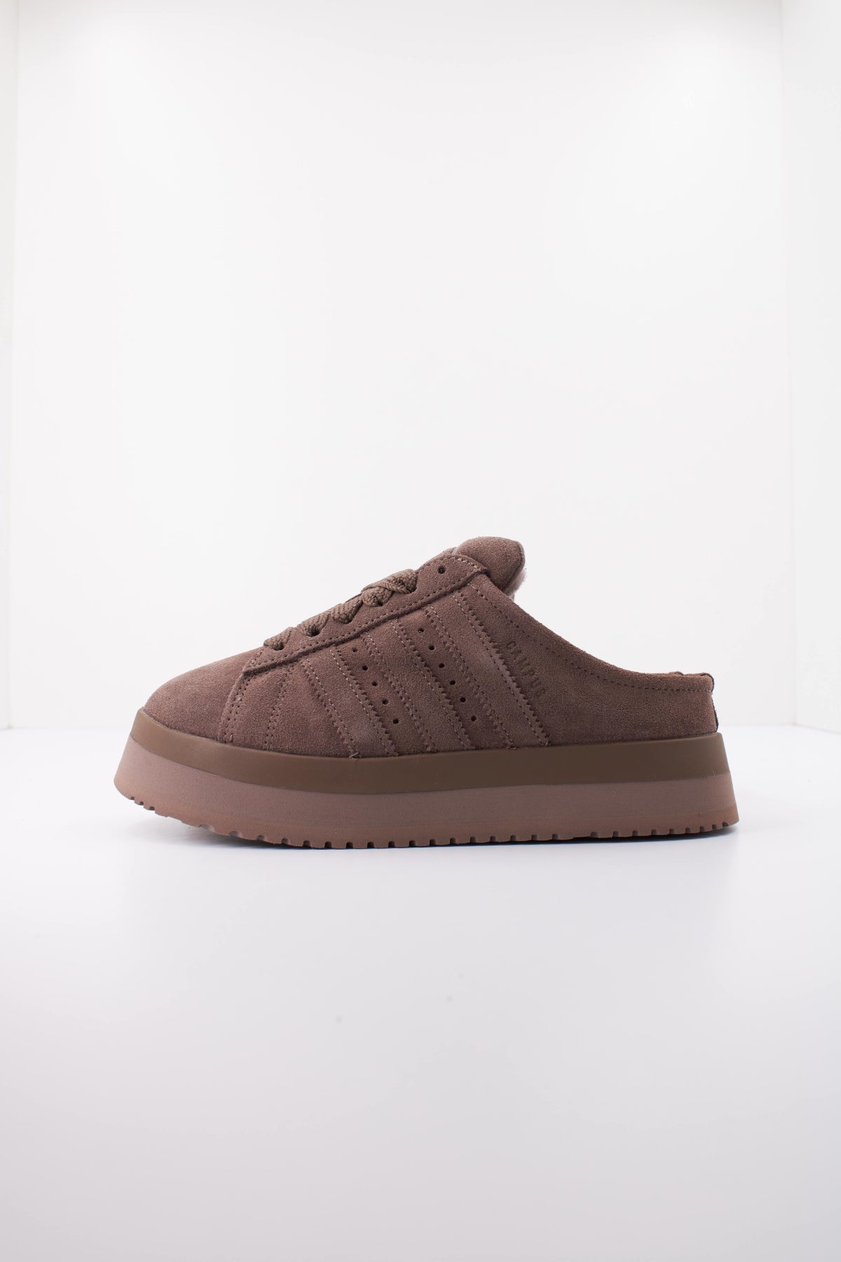 ADIDAS ORIGINALS CAMPUS s WTR LO en color EARSTR  (1)