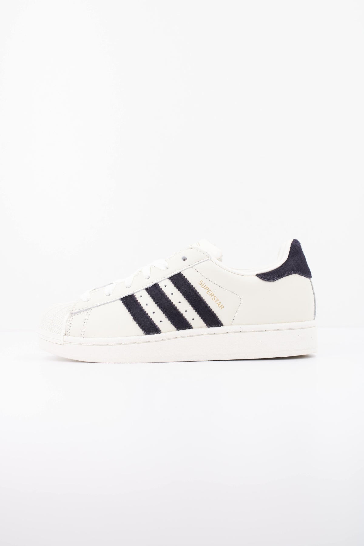 ADIDAS ORIGINALS KJ SUPERSTAR II  en color OWHITE  (1)