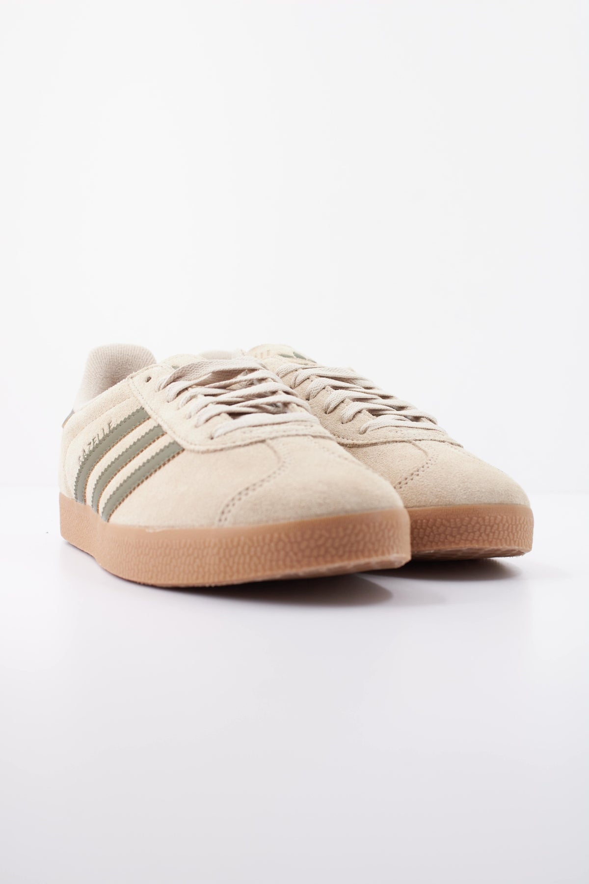 ADIDAS ORIGINALS KJ GAZELLE en color KHATHR  (2)