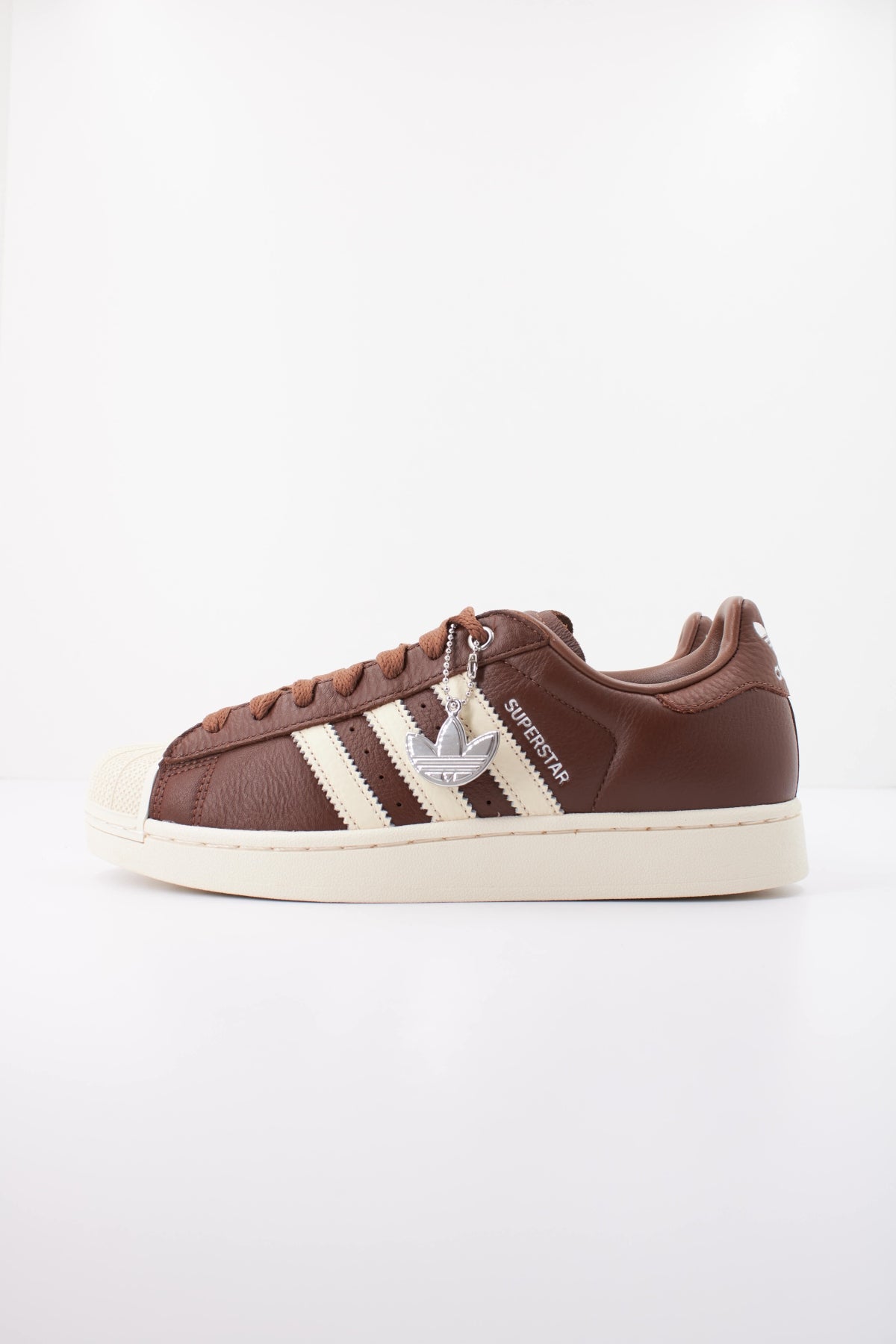 ADIDAS ORIGINALS KK SUPERSTAR II en color PREBRN  (1)