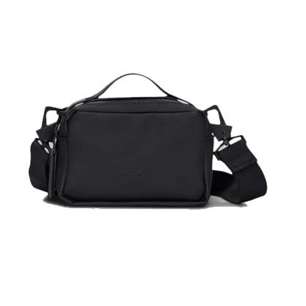 RAINS  BOX BAG MICRO W  en color BLACK  (2)