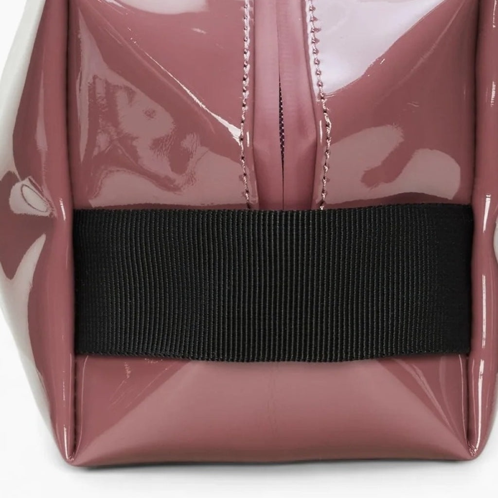 RAINS R WASH BAG SMAL en color TEMPT  (7)