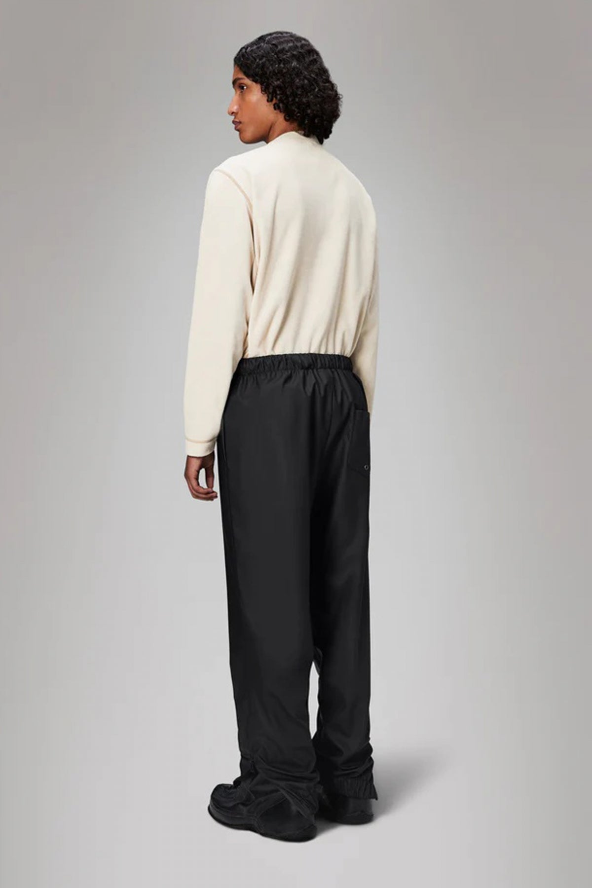 RAINS RAIN PANTS REGULAR W en color BLACK  (3)