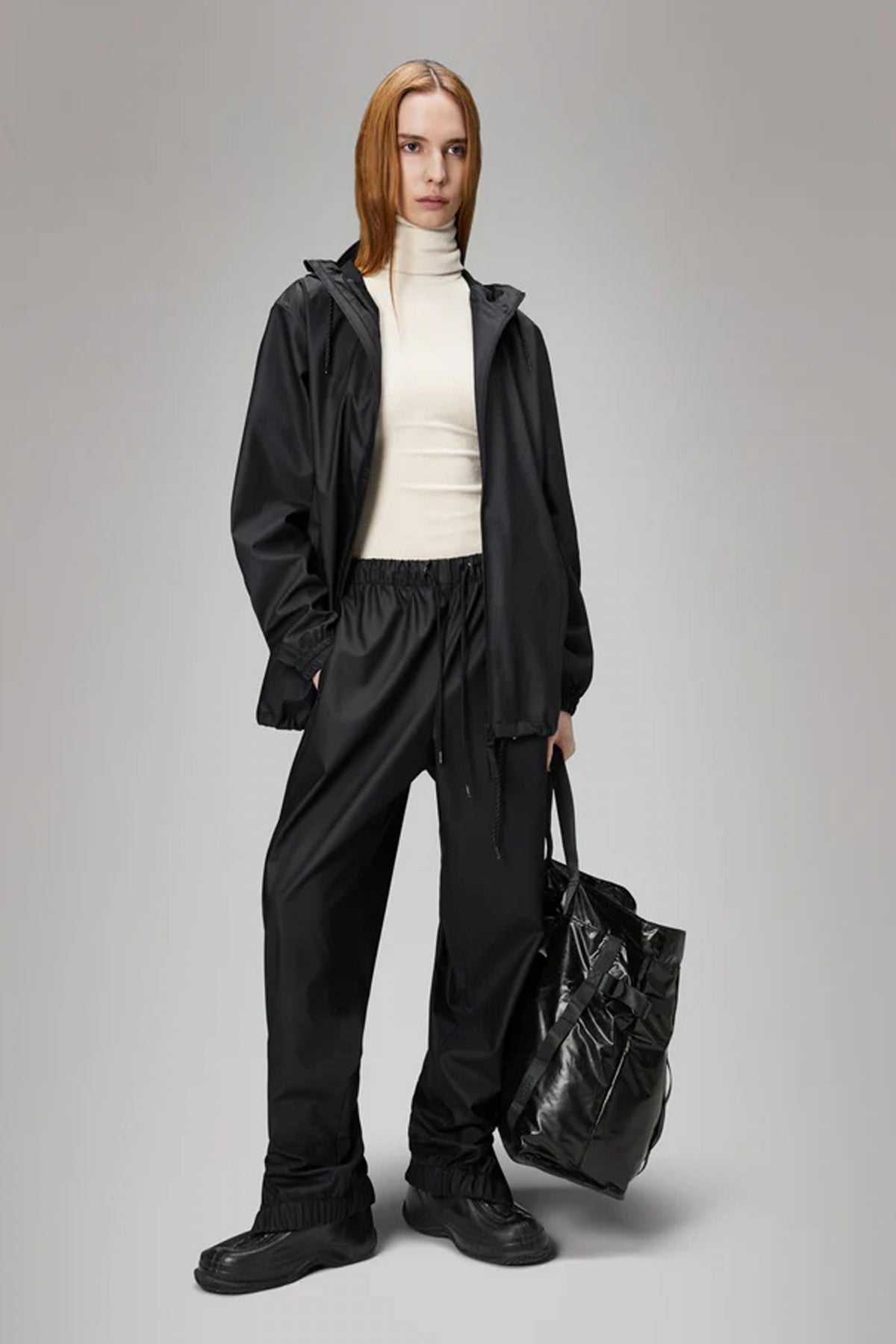 RAINS RAIN PANTS REGULAR W en color BLACK  (5)