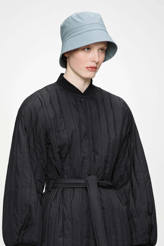 RAINS BUCKET HAT en color POOL  (1)