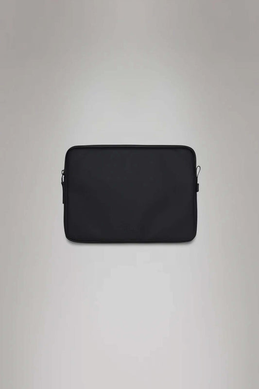 RAINS TRAIL LAPTOP CASE  en color BLACK  (1)