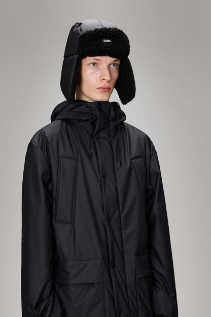 RAINS  FLEECE TRAPPER HAT  en color BLACK  (5)