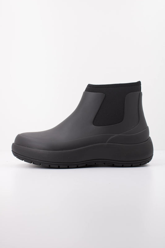 RAINS R THE DRY BOOT  en color BLACK  (1)