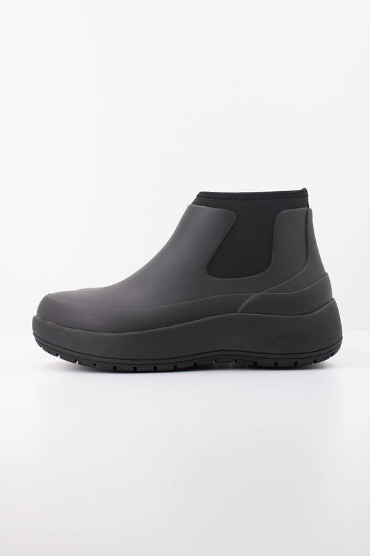 RAINS R THE DRY BOOT  en color BLACK  (1)