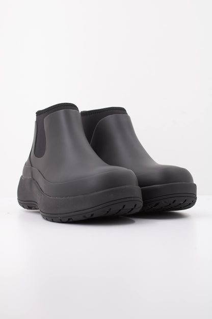 RAINS R THE DRY BOOT  en color BLACK  (2)
