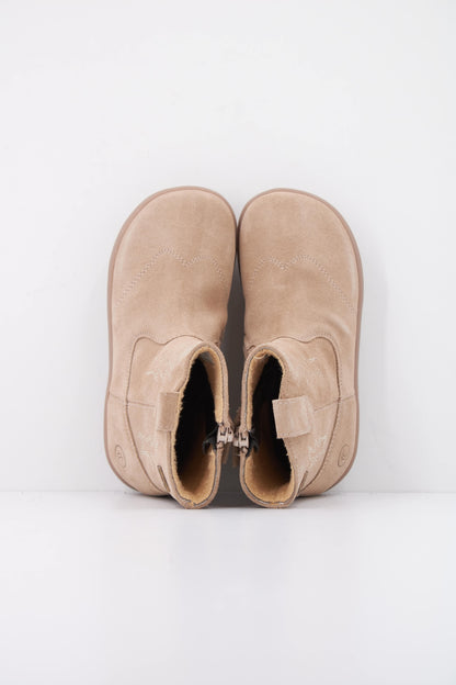 CHETTO BOTA DE PIEL - TIPO  en color TAUPE  (3)