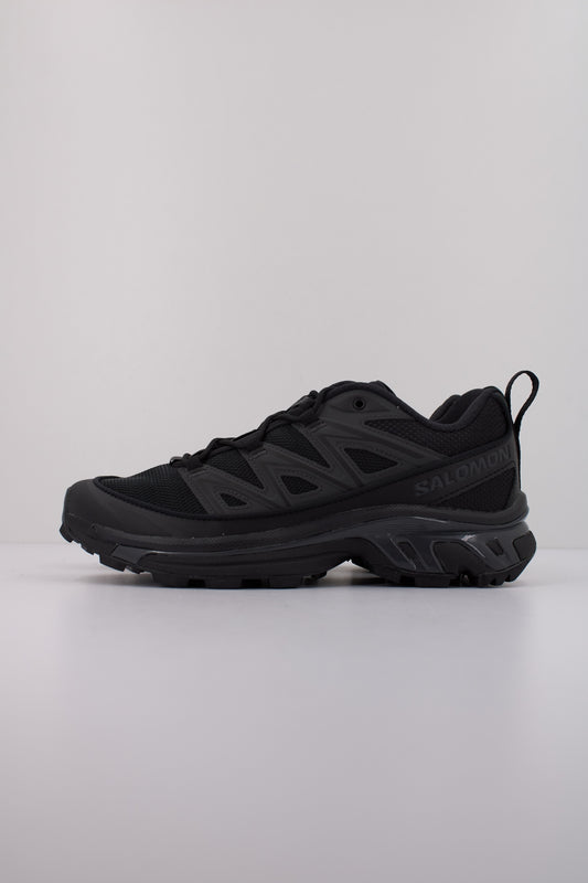 SALOMON BAJO XT  EXPANSE en color BLACK  (1)