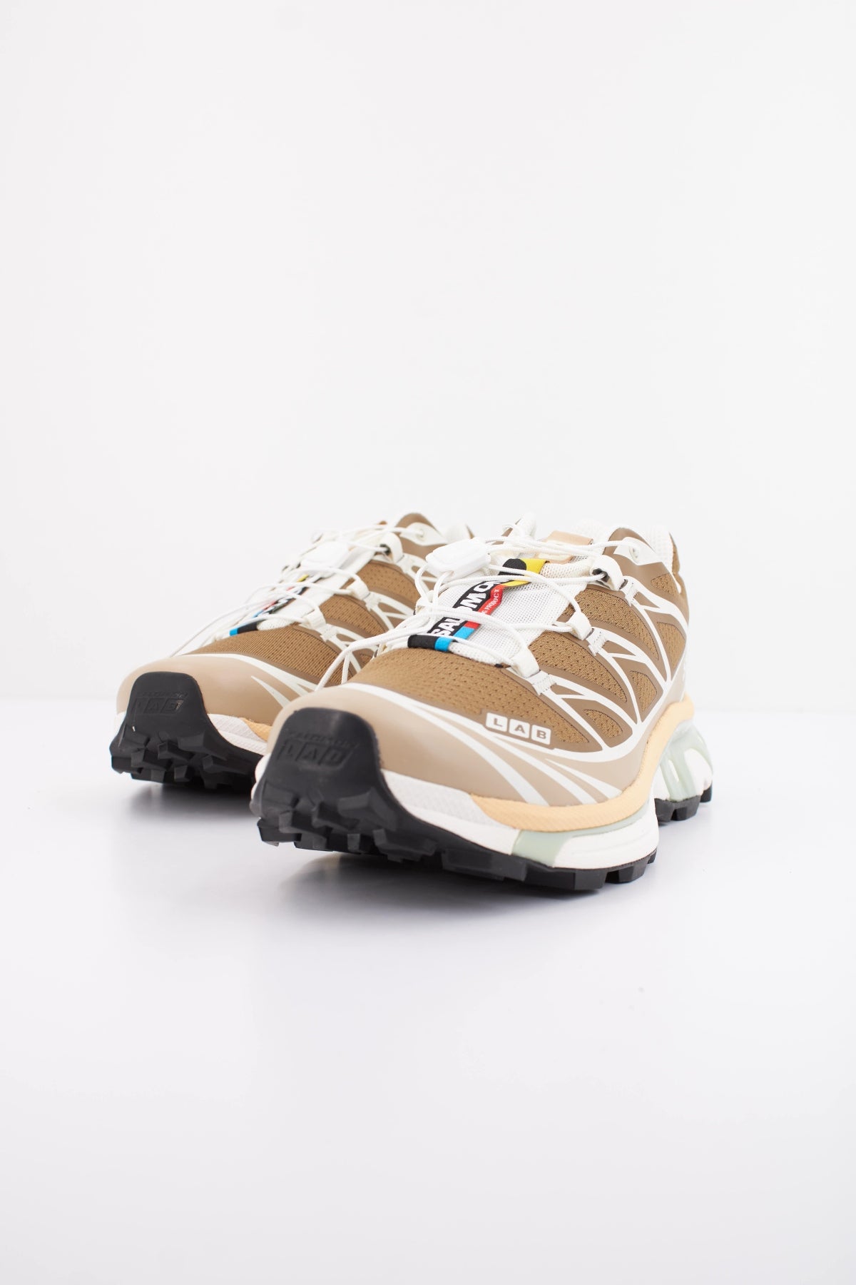 SALOMON XT  en color SAHARA  (2)