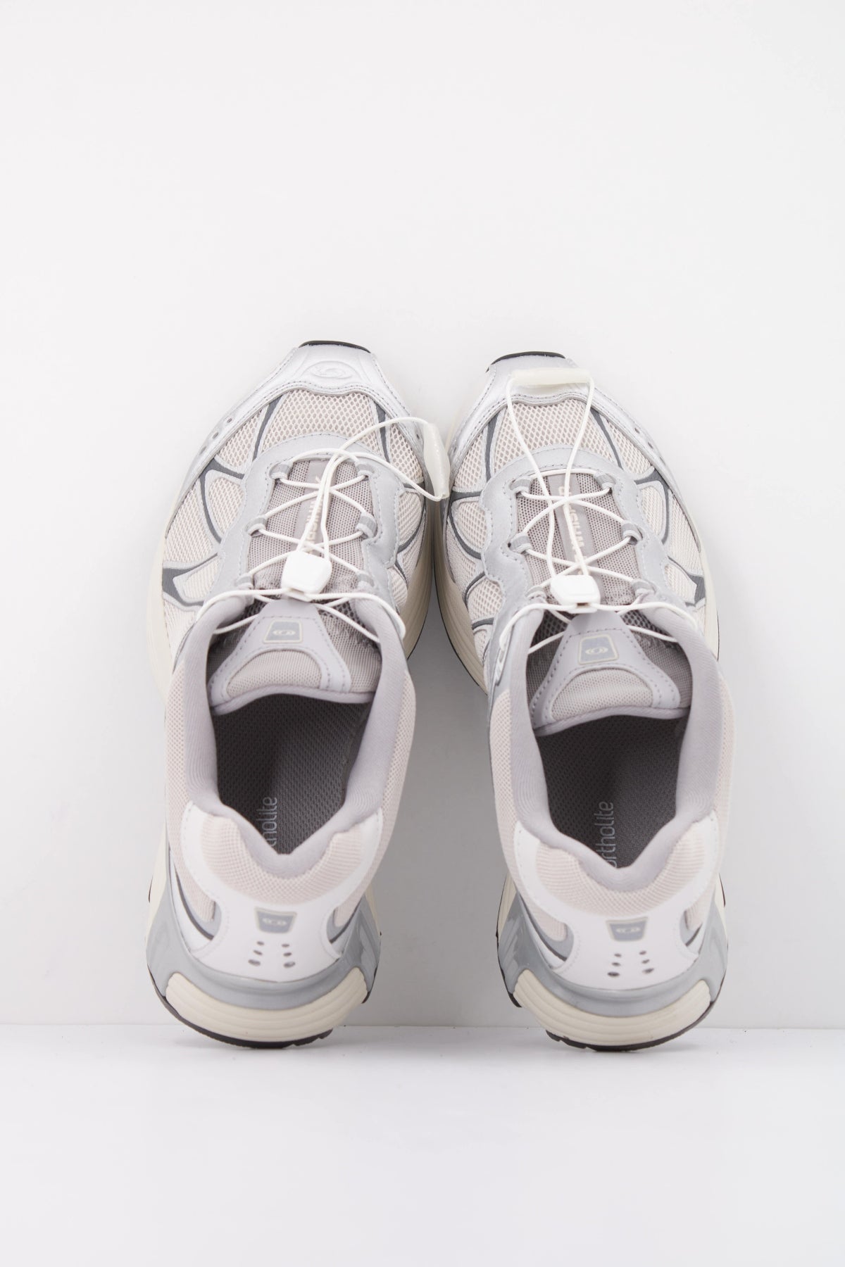 SALOMON XT WHISPER en color SILVER  (3)