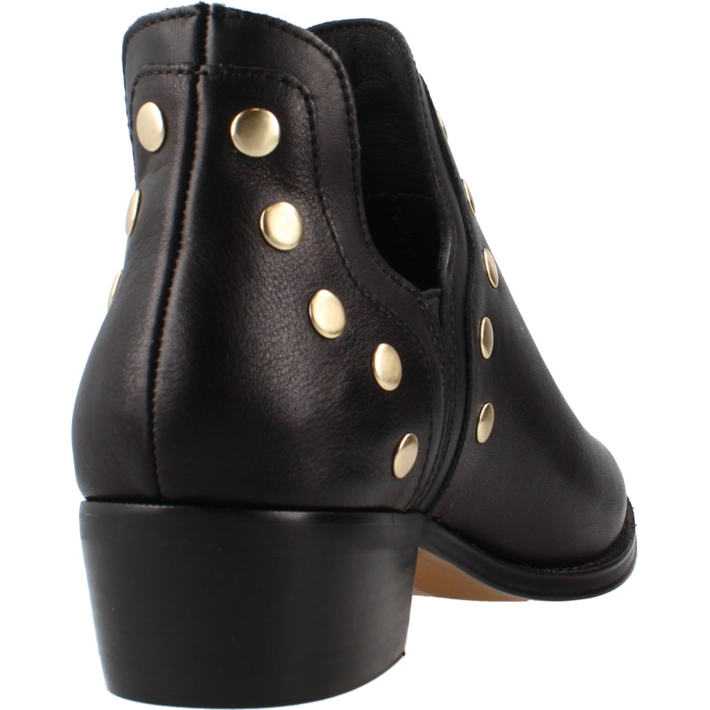 ANOTHER TREND   BOTIN CORVAR en color NEGRO  (3)