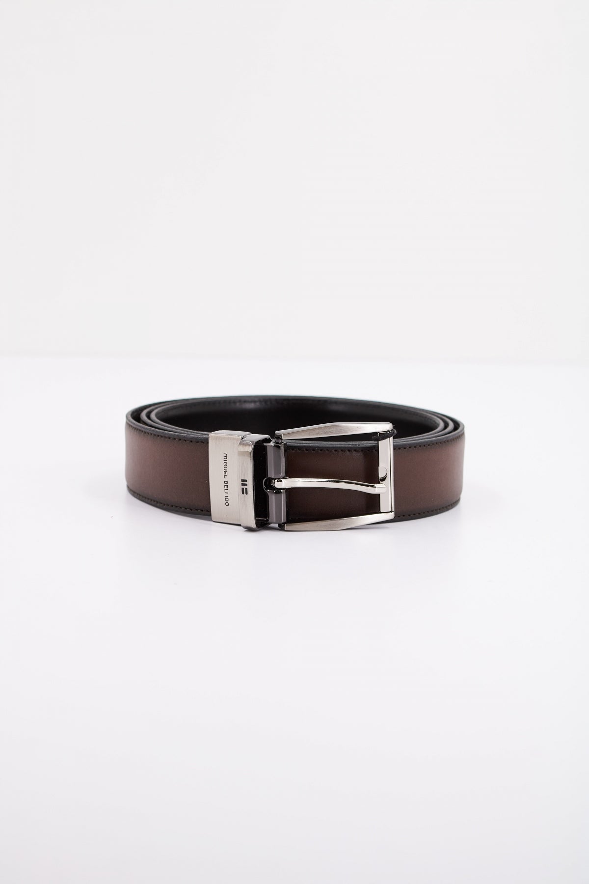 MIGUEL BELLIDO   REVERSIBLE  en color MRNNGR  (4)