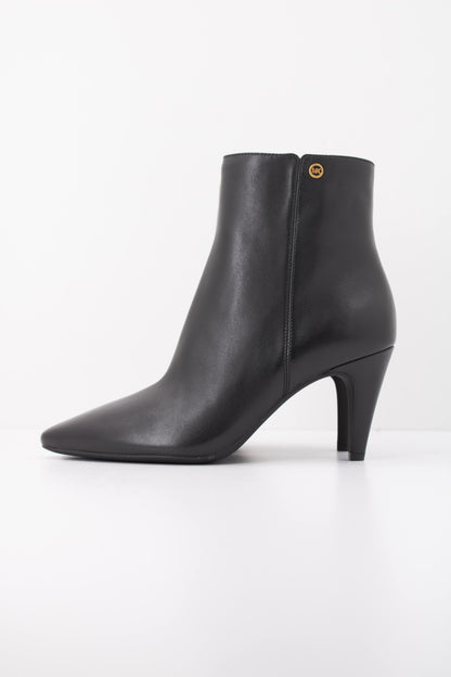 MICHAEL KORS DANIELA HEELED BOOTI en color   (1)