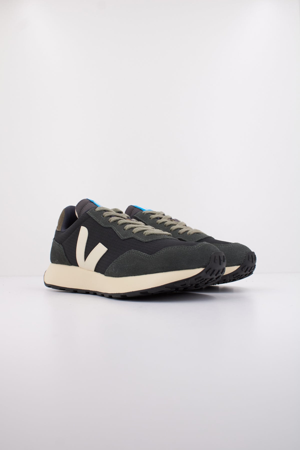 VEJA PAULISTANA en color BLKPRR  (2)