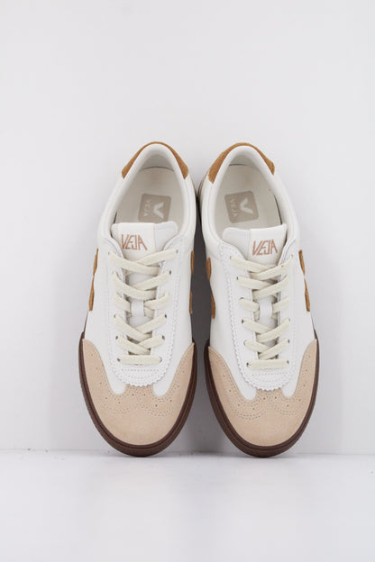 VEJA VOLLEY O.T en color WHTBARK  (3)