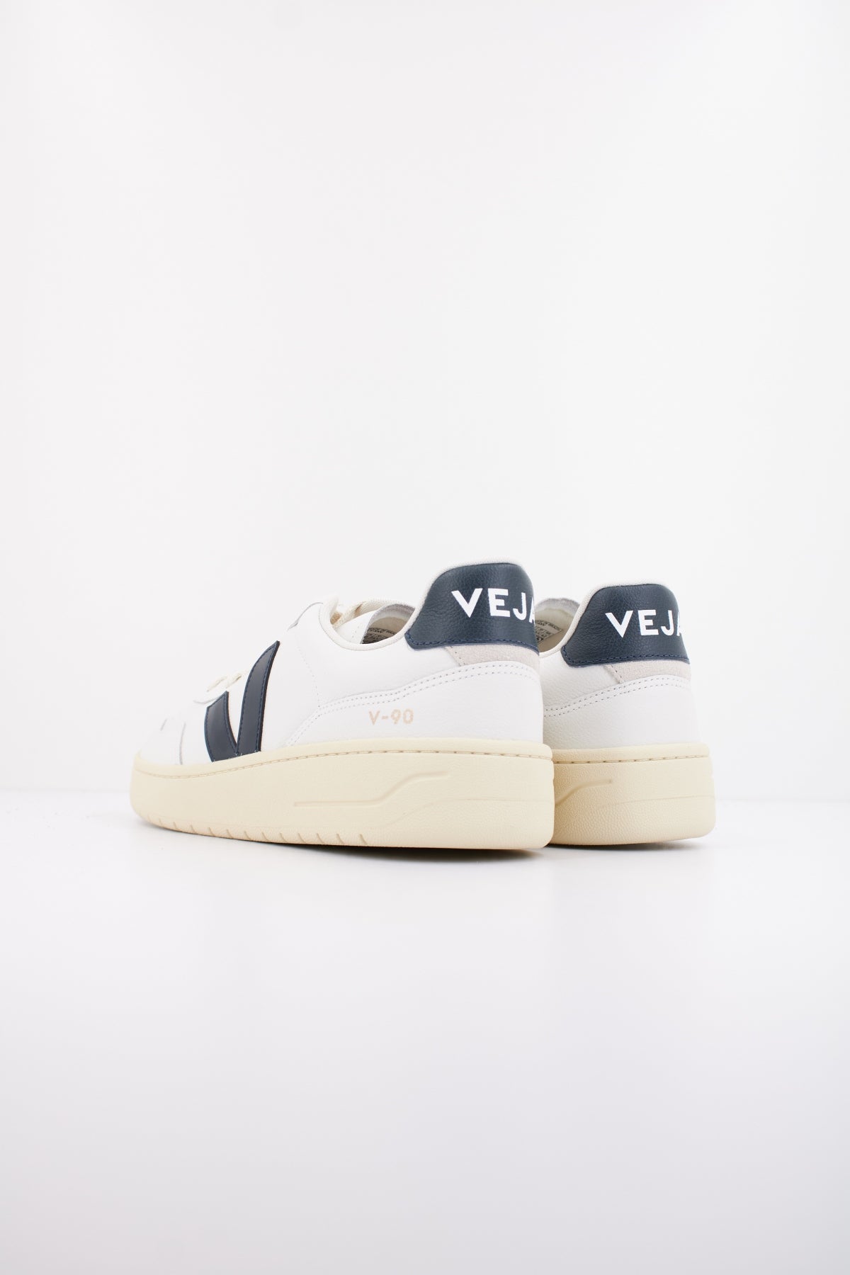 VEJA V OT en color WHTNTC  (4)