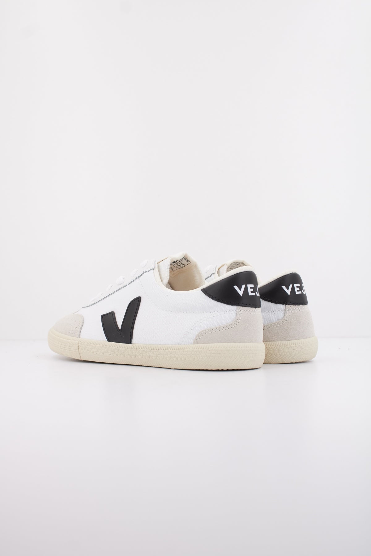 VEJA VOLLEY CANVAS en color WHTBLK  (4)