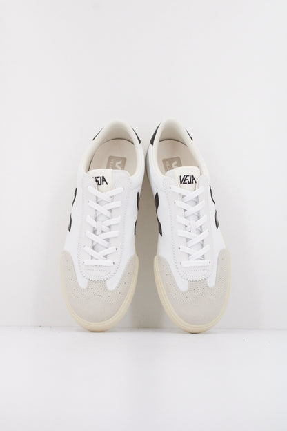 VEJA VOLLEY CANVAS en color WHTBLK  (3)