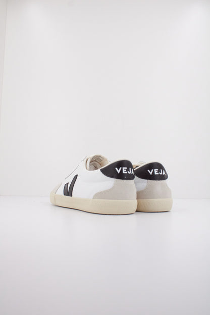 VEJA VOLLEY CANVAS en color WHTBLK  (4)