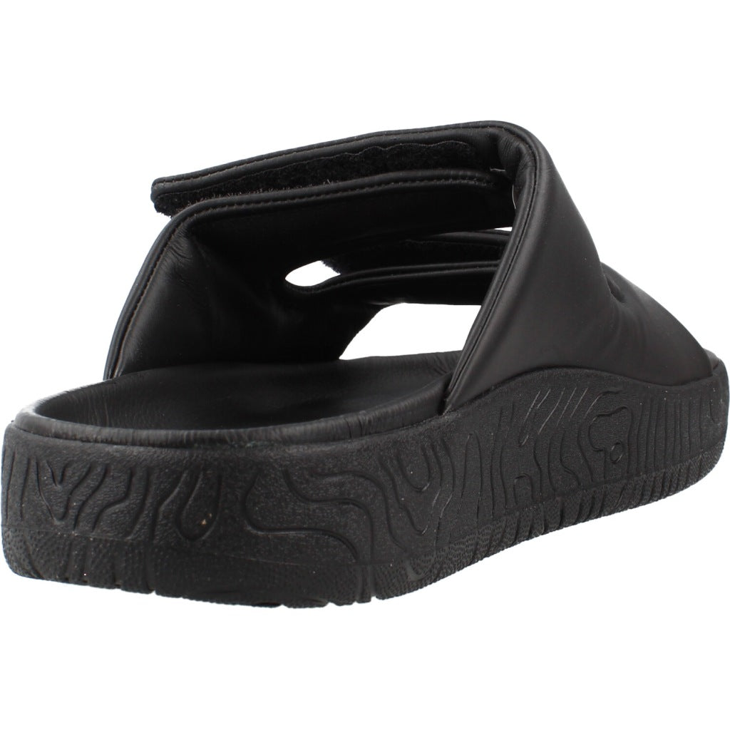 VEJA SANDALIA ETNA BOLD en color FULBLK  (3)