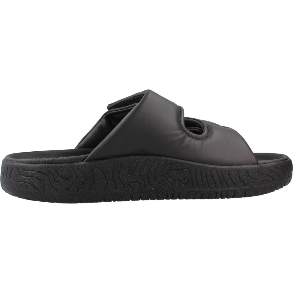 VEJA SANDALIA ETNA BOLD en color FULBLK  (4)